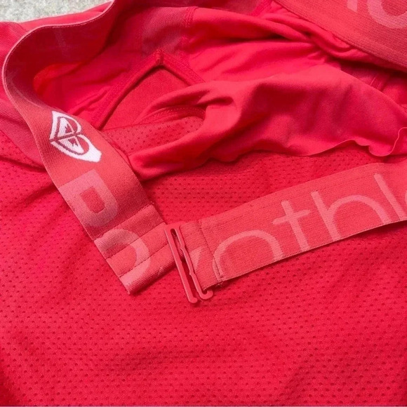 Roxy Athletix Red Active Racerback Top with Adjustable Bands Women’s size XL - Picture 5 of 15